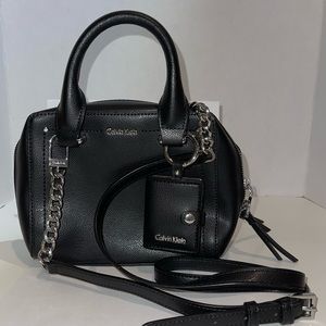 Calvin Klein leather shoulder bag